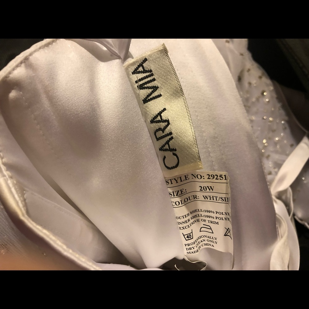 Plus size wedding dress. Size 20 Cara Mia brand wore once for maybe 3-4 hours